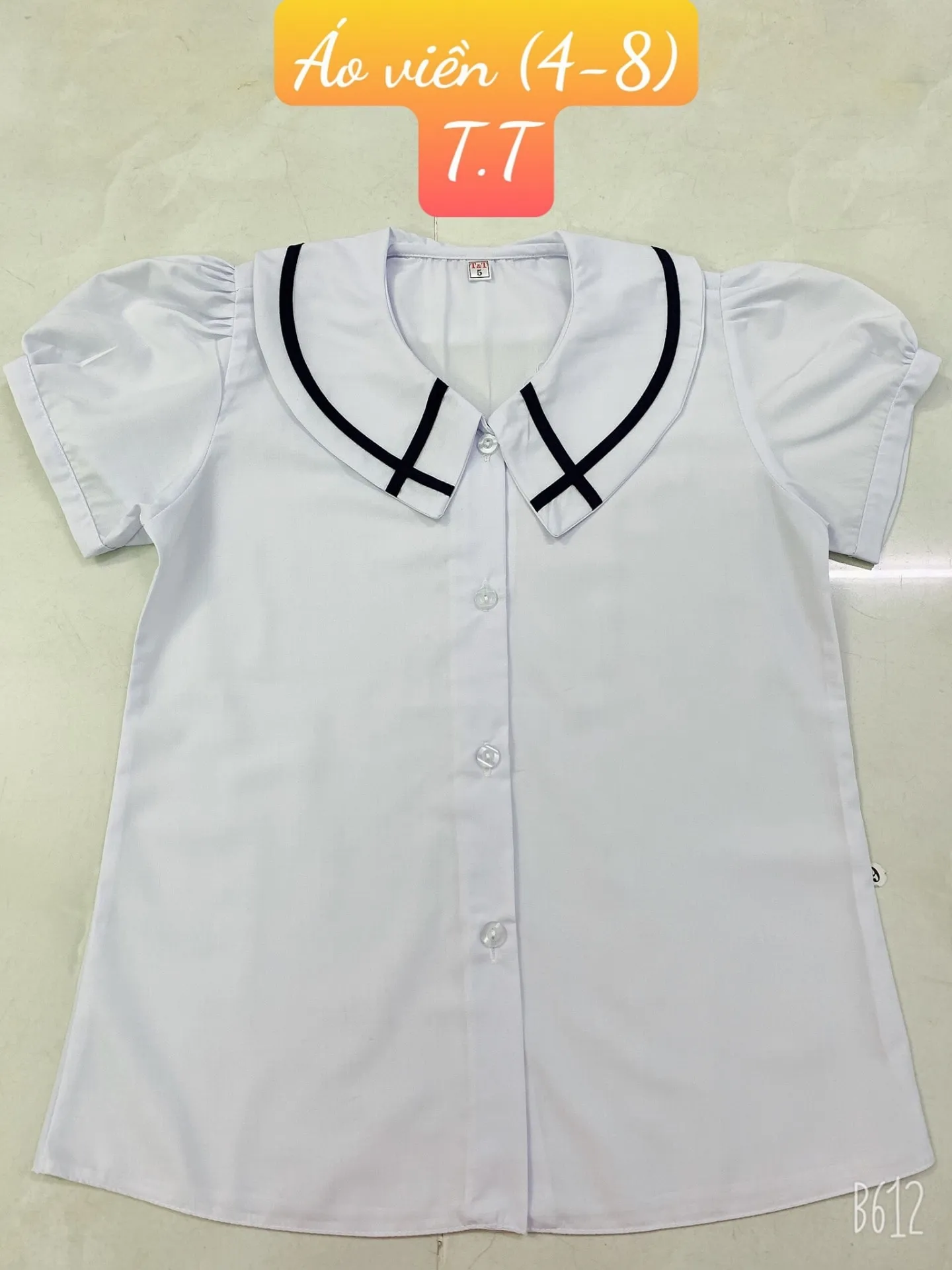 Áo Sơ Mi Học Sinh Nữ Tay Ngắn Cổ Bèo