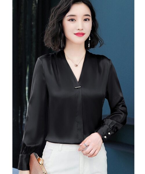 Áo sơ mi cổ chữ V vải lụa dài tay