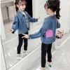 Áo Khoác Jeans Phối Túi Sau Bé Gái