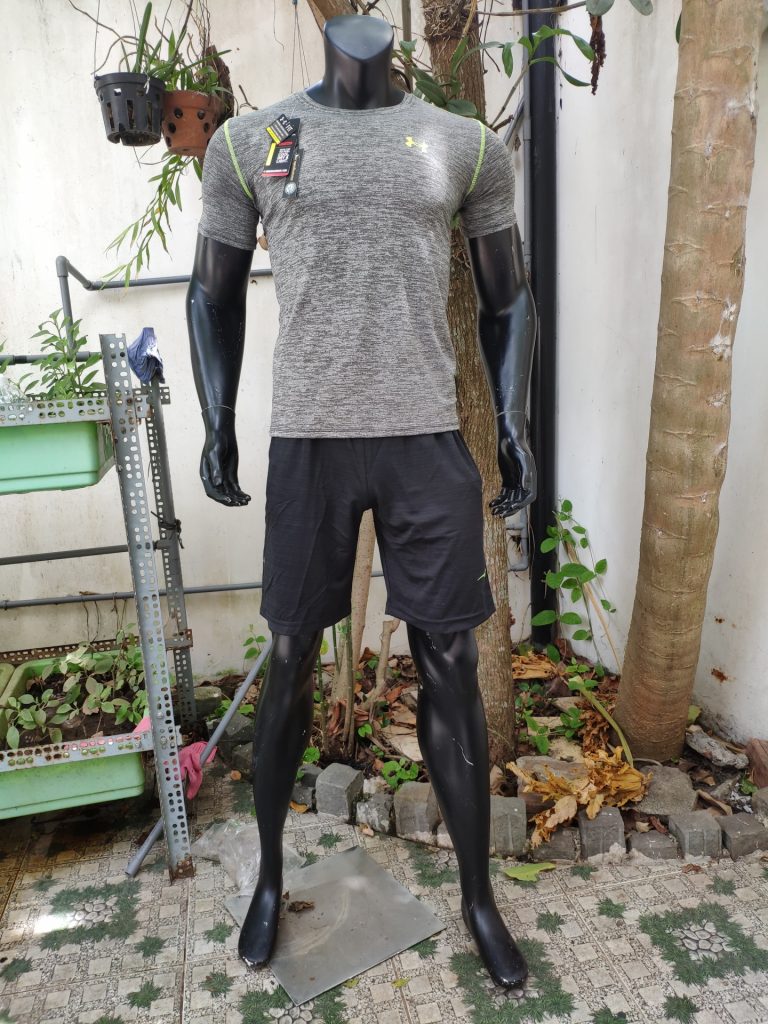 Áo Thể thao Under - Ảnh 3