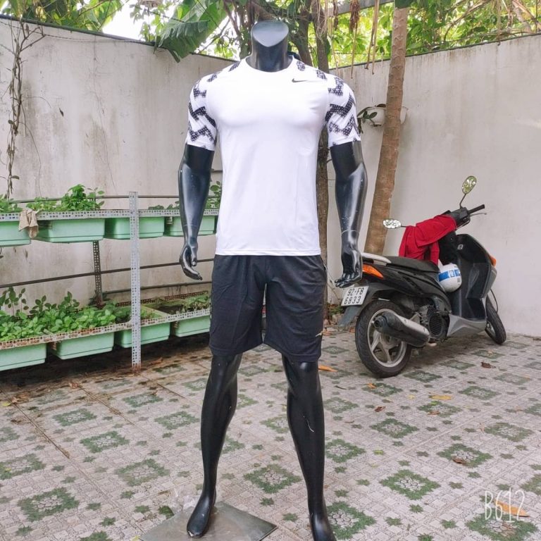 Áo thể thao Nike - Ảnh 4