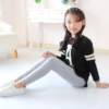 Quan legging be gai xe ong