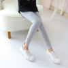Quan legging be gai xe ong