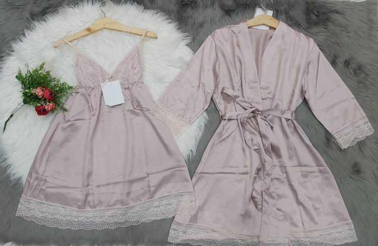 Thời Trang Mặc Nhà Đầm Lụa Có Áo Khoác - Ảnh 2