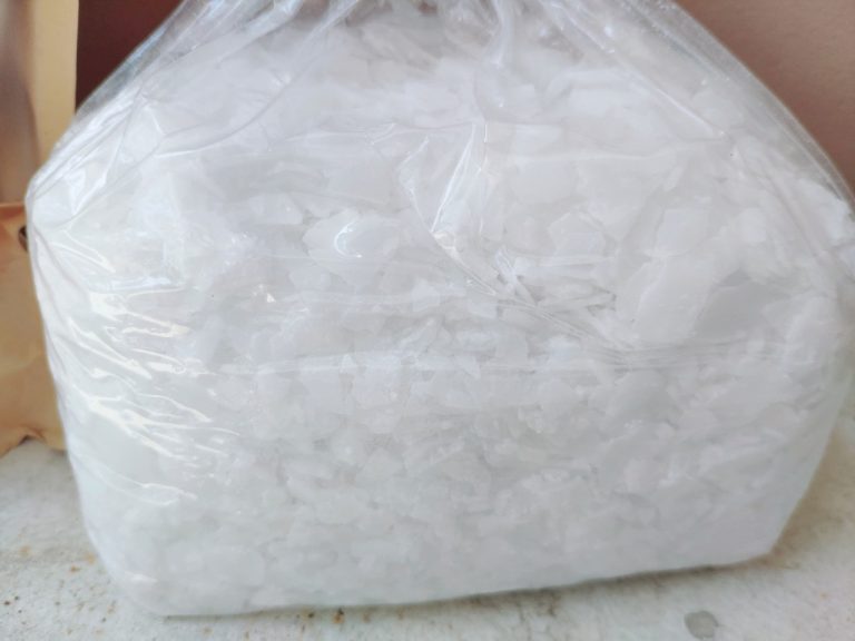 bột thông cống có dạng muối
