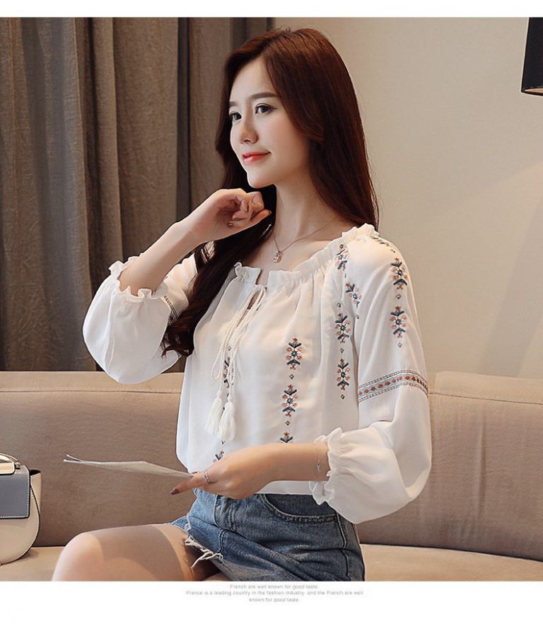 Áo Sơ Mi Cổ Bèo Hoa Thêu - Ảnh 2