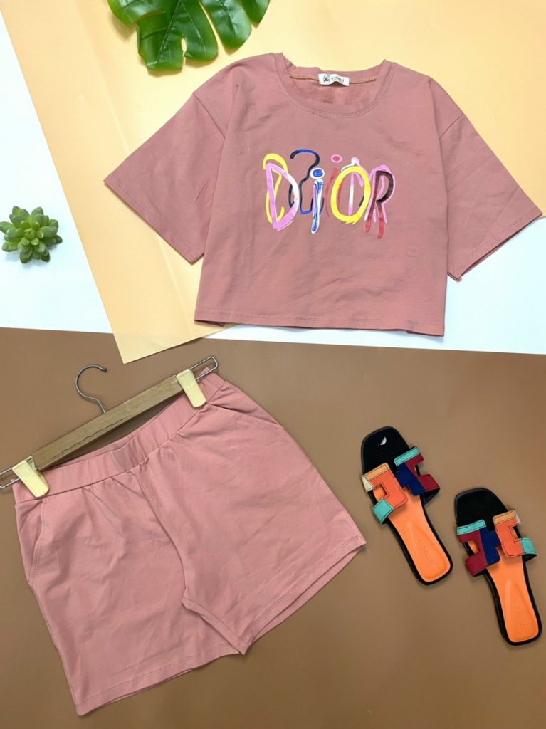 Bộ đùi thun thái croptop dior - Ảnh 4