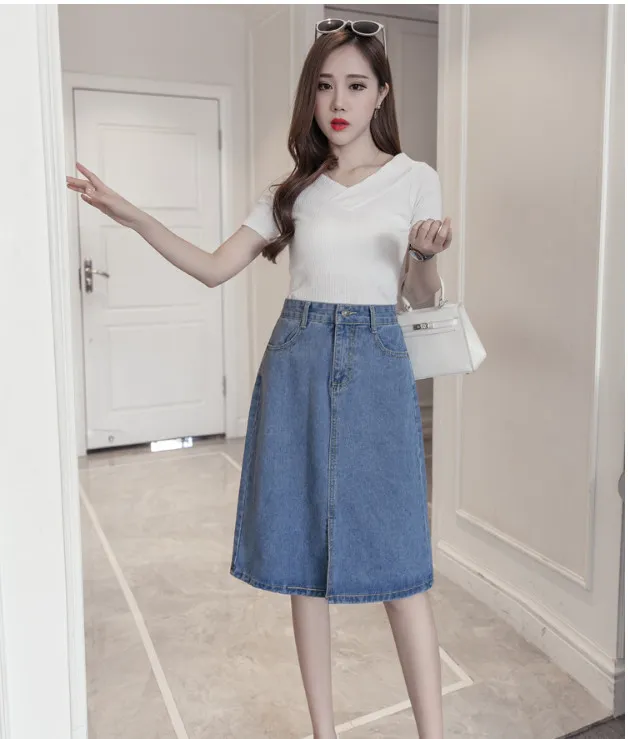 chân váy jean chữ A xẻ tà