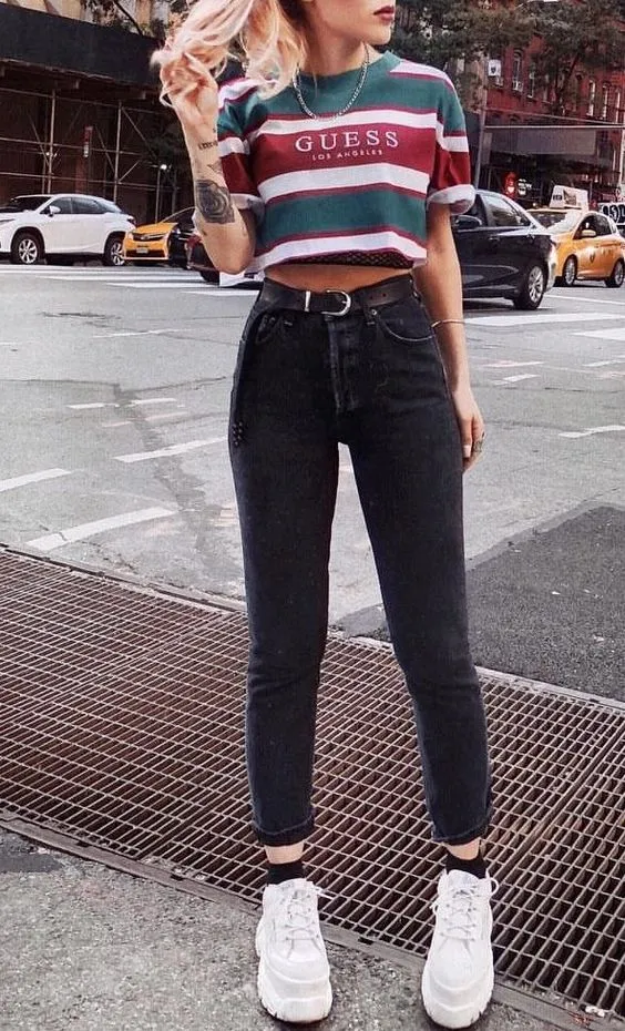 áo croptop mặc với quần cạp cao