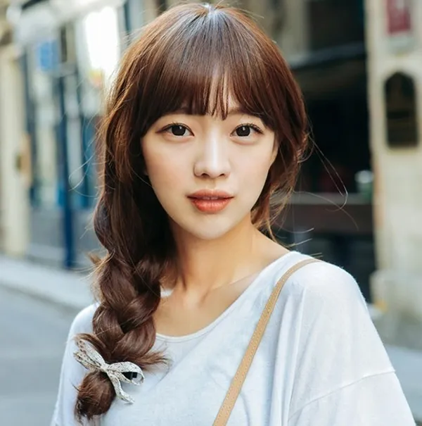 cac20kieu20toc20don20gian20tu20lam20o20nha20toc20tet20lech20vai các kiểu tóc đơn giản làm ở nhà tóc tết lệch vai