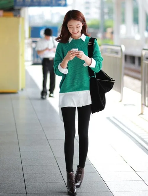 cach20phoi20ao20so20mi20voi20quan20jean20nu20cung20ao20len cách phối áo sơ mi với quần jean nữ cùng áo len