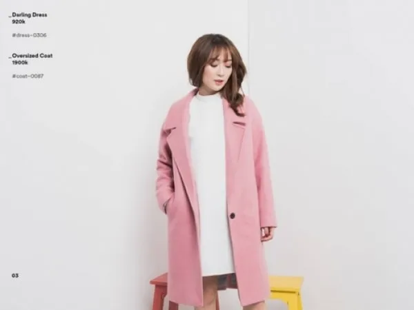 cách phối đồ với áo khoác dạ dài và đầm suông