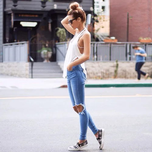 tank top với quần skinny jeans