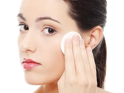 cach20rua20mat20dung20cach20buoc202 cách rửa mặt đúng cách tẩy trang cho da mặt