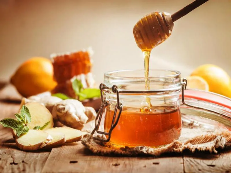 cách trị mụn cho bà bầu bằng mật ong