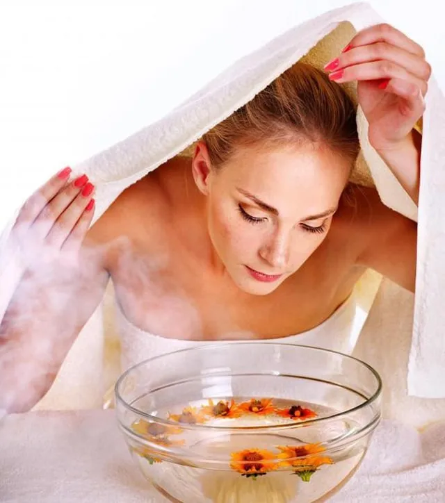 cách trị mụn đầu đen tận gốc bằng xông hơi