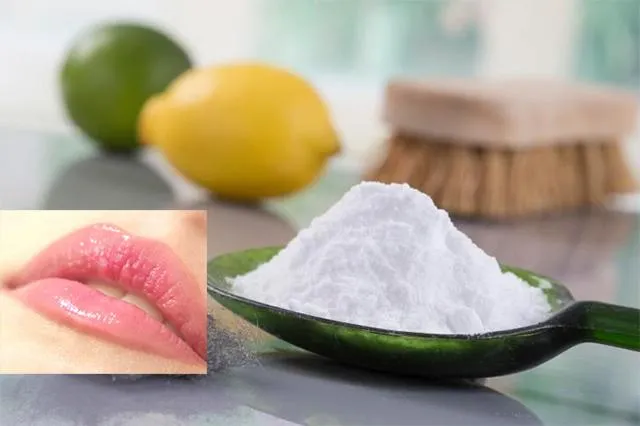 làm hồng môi với muối