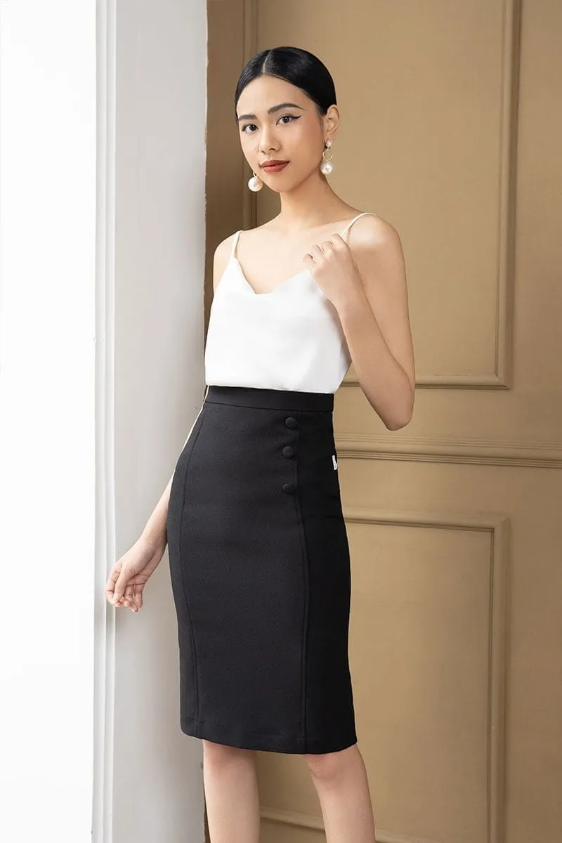 phối chân váy bút chì với áo hai dây