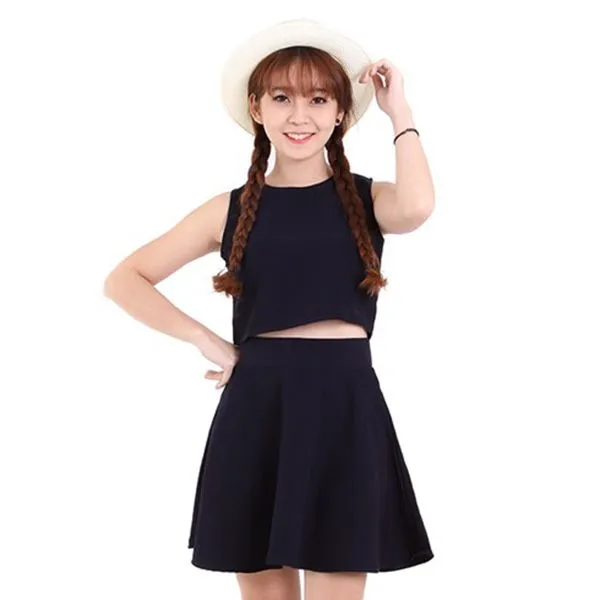 chan20vay20den20voi20ao20croptop chân váy đen phối áo croptop