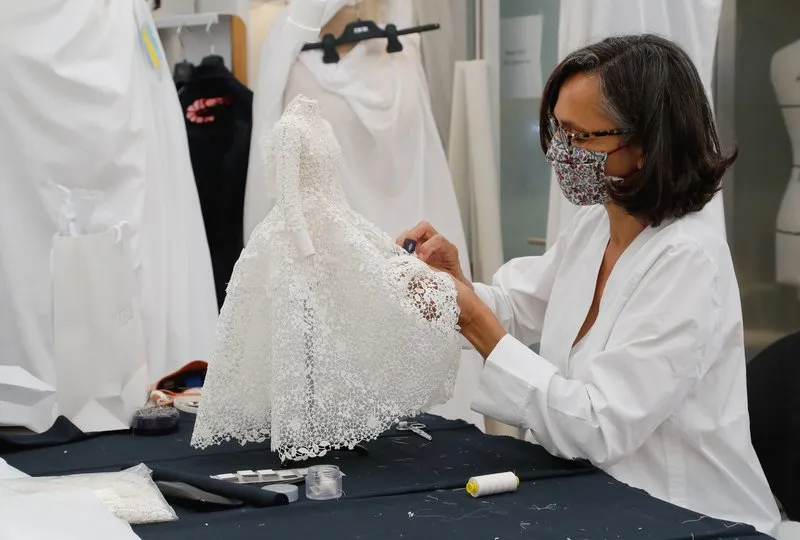 chất liệu của haute couture là gì