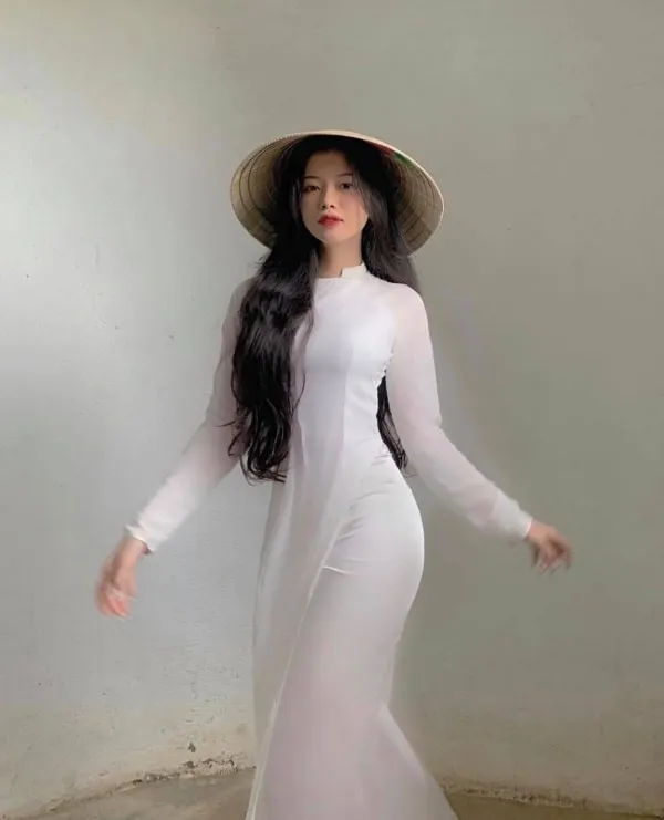 đàn ông thích phụ nữ ăn mặc áo dài truyền thống