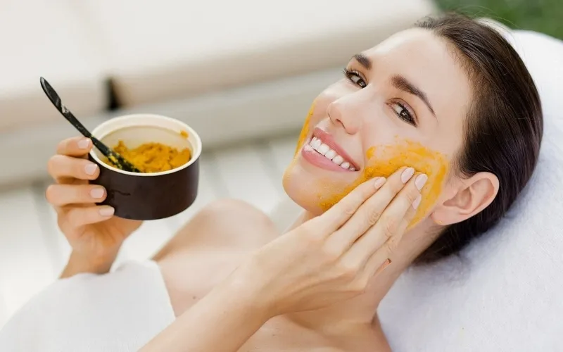 đắp mặt nạ nghệ hàng ngày có tốt không