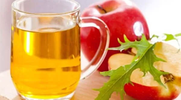 giấm rượu táo giúp chữa các vết bầm tím