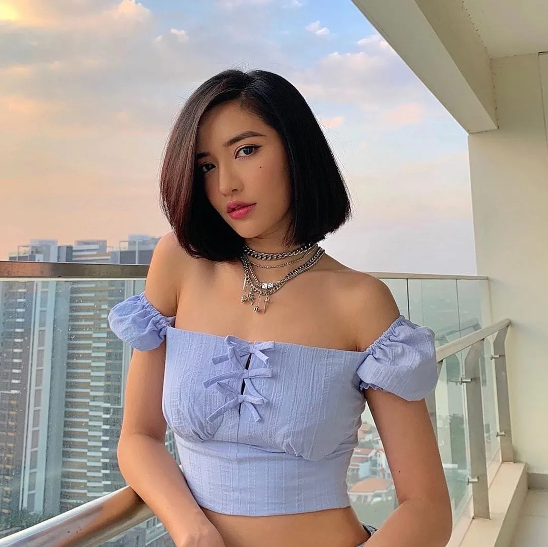 kieu20dang20ao20tre20vai20dep mặc áo trễ vai đẹp