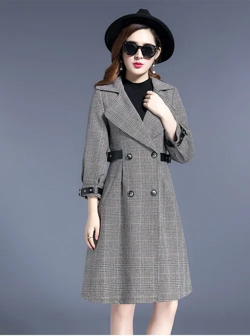 mix chân váy bút chì mùa đông với áo khoác dạ