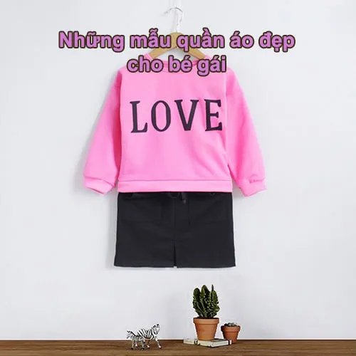 những mẫu quần áo đẹp cho bé gái