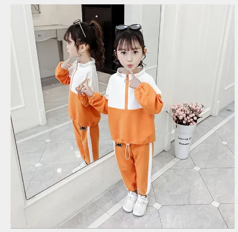 những mẫu quần áo đẹp cho bé gái phối dây kéo