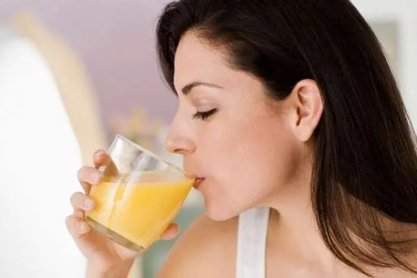 uống nghệ tươi với mật ong có tác dụng gì cho cơ thể