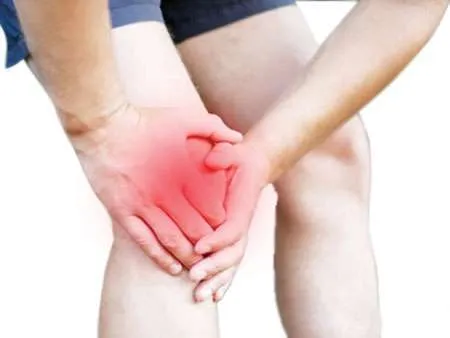 uống nghệ tươi với mật ong có tác dụng chống viêm khớp