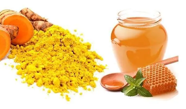 uống nghệ tươi với mật ong có tác dụng giảm cholesterol