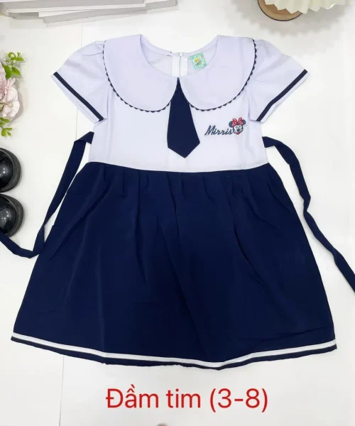 Đồng phục học sinh đầm tim bé gái
