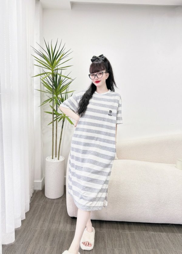Đầm thun kẻ sọc - Ảnh 2