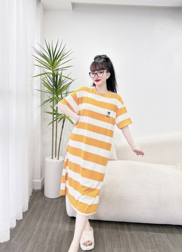 Đầm thun kẻ sọc - Ảnh 3