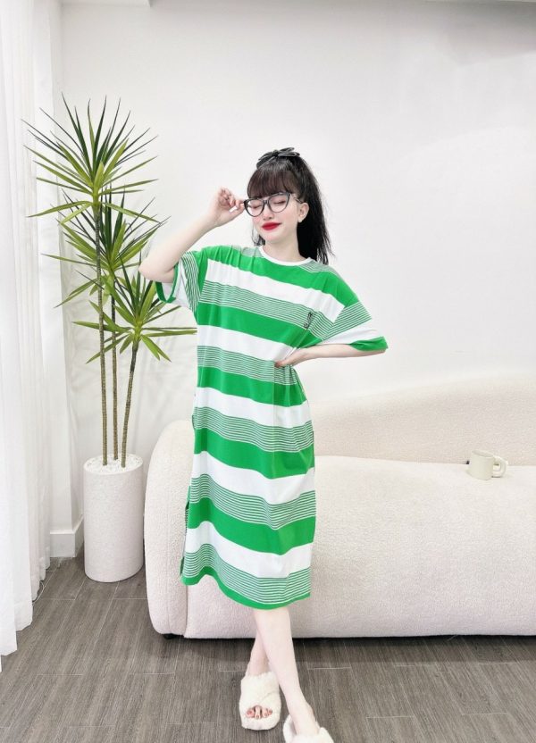 Đầm thun kẻ sọc - Ảnh 4