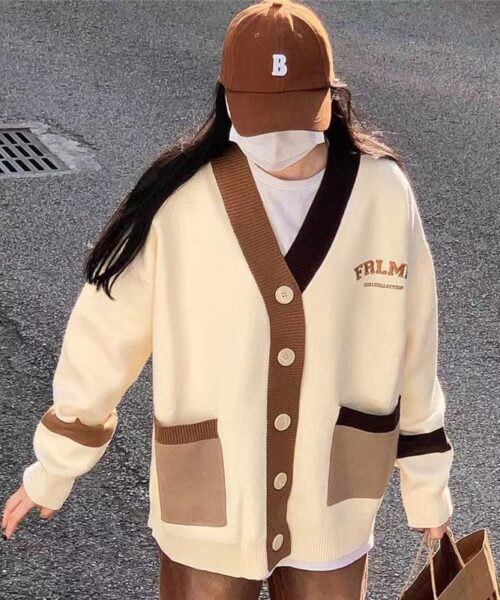 Áo Khoác len cardigan phối viền cổ thêu chữ FRLMK