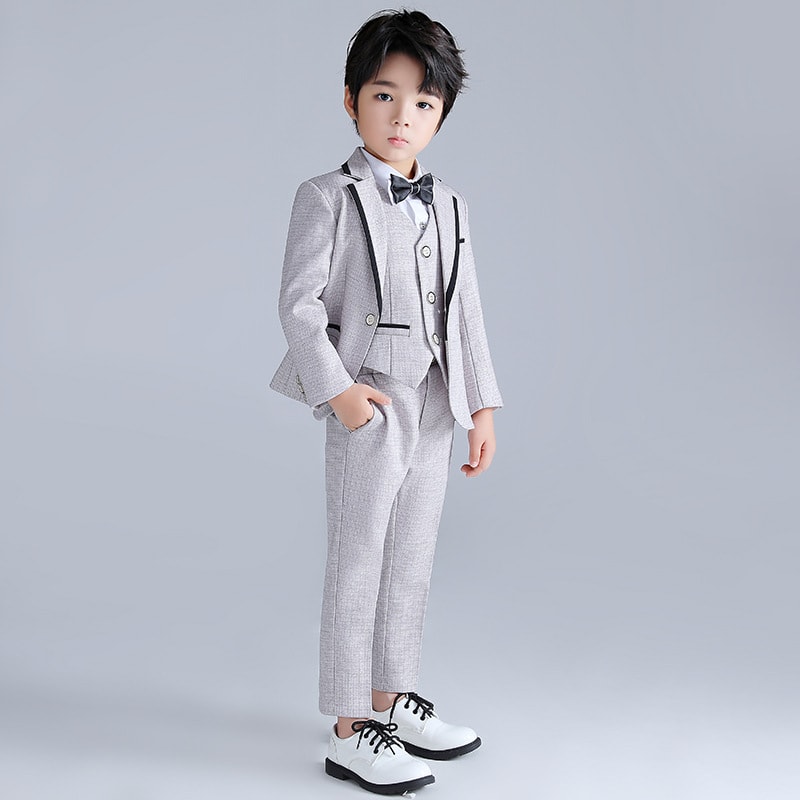 Tím nhạt viền đen